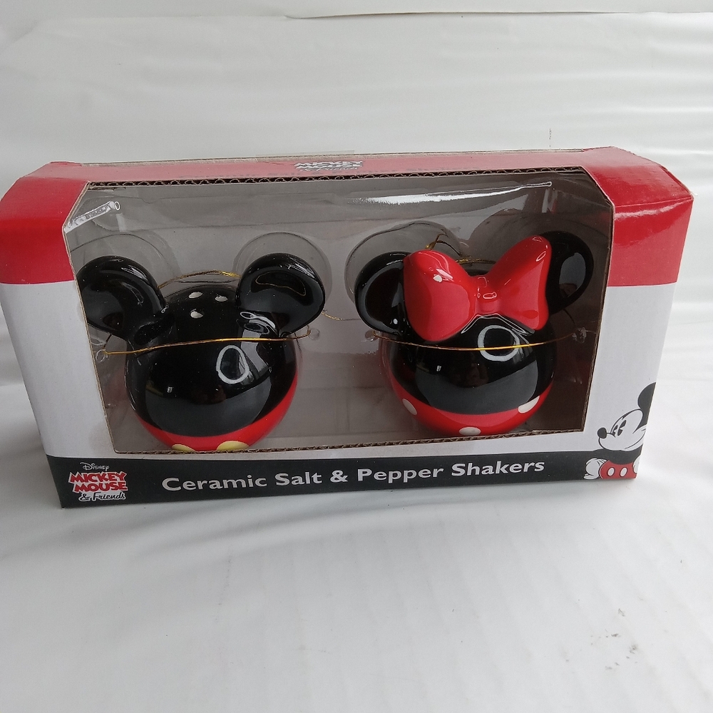 Disney shakers set